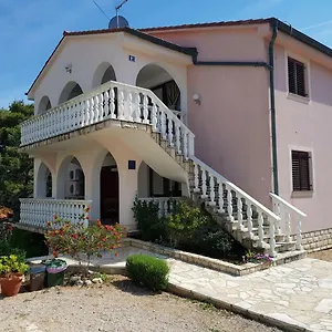 Ruzmarin Apartman