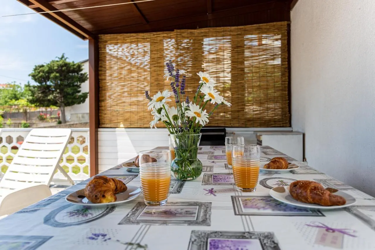 Apartment Mira Silo-Krk