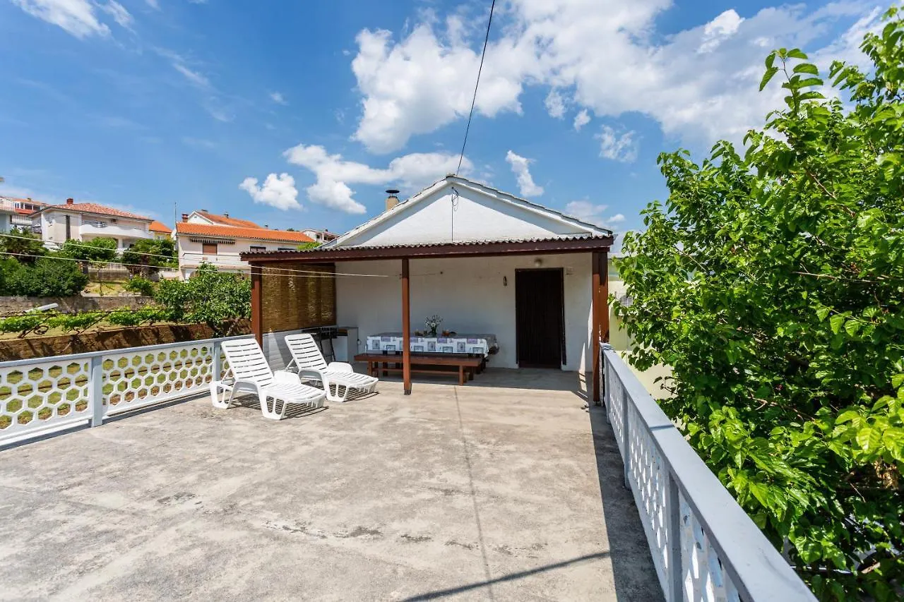 Apartment Mira Silo-Krk