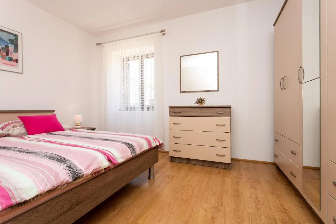 Apartment Mira Silo-Krk  Silo (Krk)