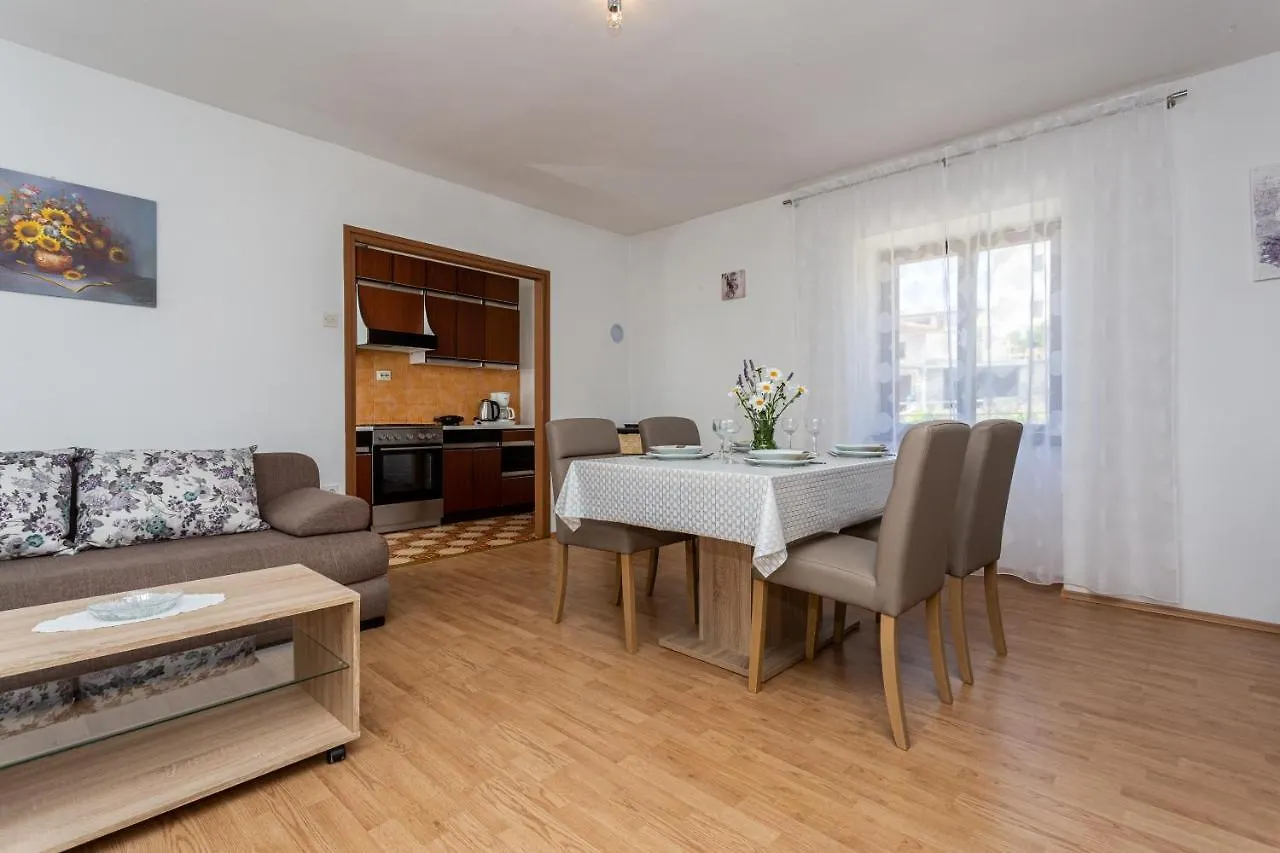 Apartment Mira Silo-Krk Croatia